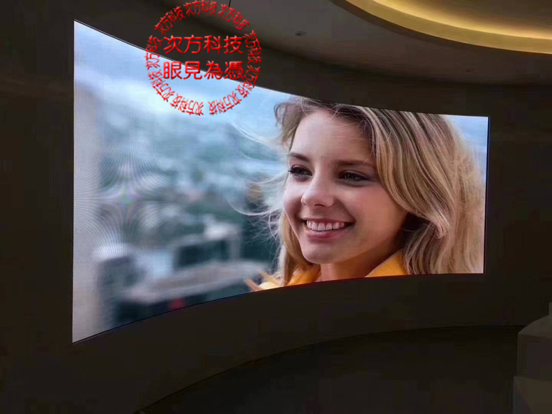 LED電視牆 弧形P2 展示會場